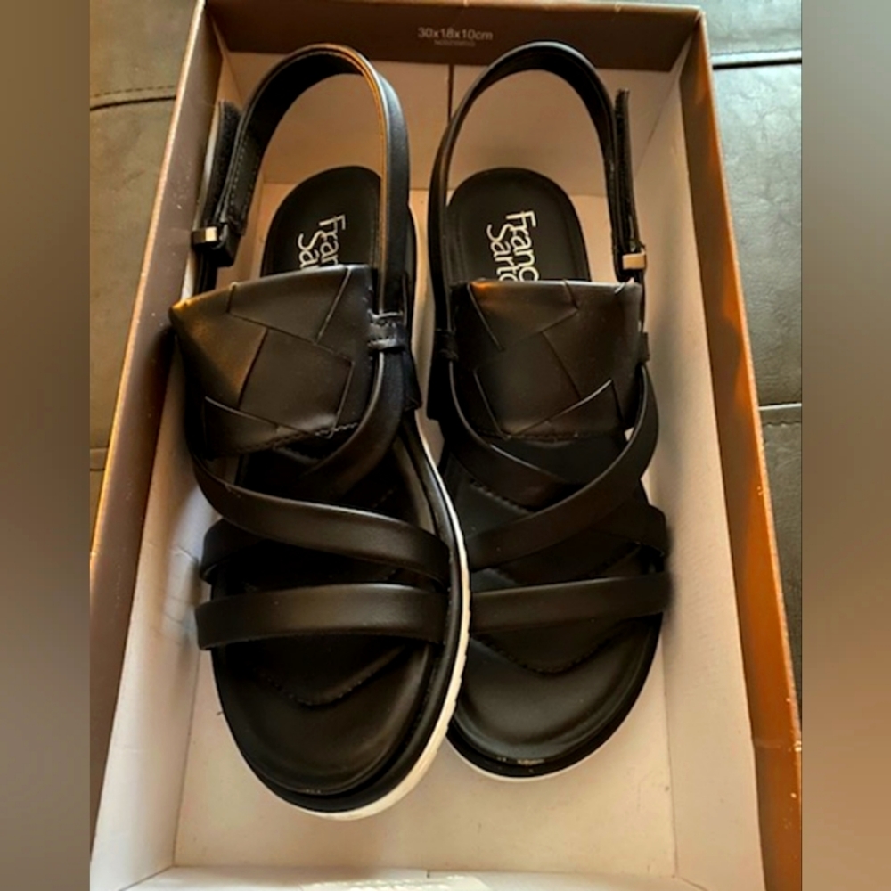 Womens sandals